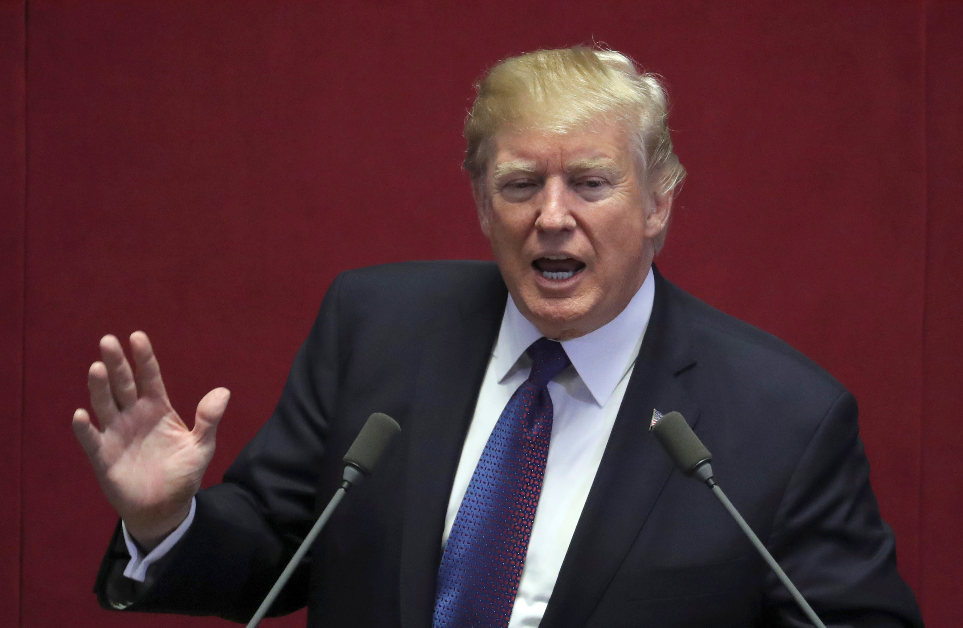 Primer año de Trump como presidente: 25 mentiras o acciones “trumperas” insólitas