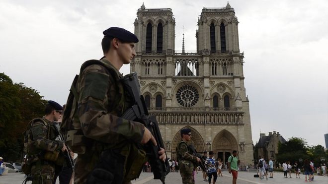 Francia se mantiene en alerta ante atentados terroristas
