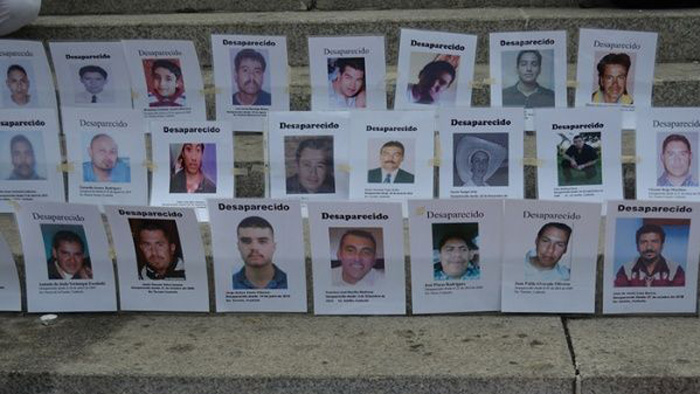 Han pasado tres años desde la desaparición de los 43 estudiantes de Ayotzinapa, luego de ser atacados por la policía local.
