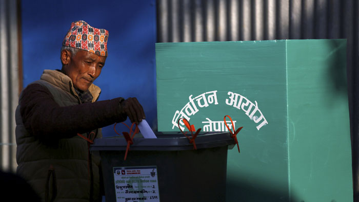 Sólo 32 de los 75 distritos de Nepal participan en esta primera fase, la segunda parte será el siete de diciembre.