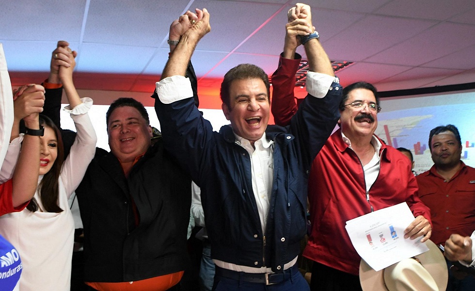 El candidato ha exhortado al pueblo hondureño a movilizarse a las calles para defender el voto popular.
