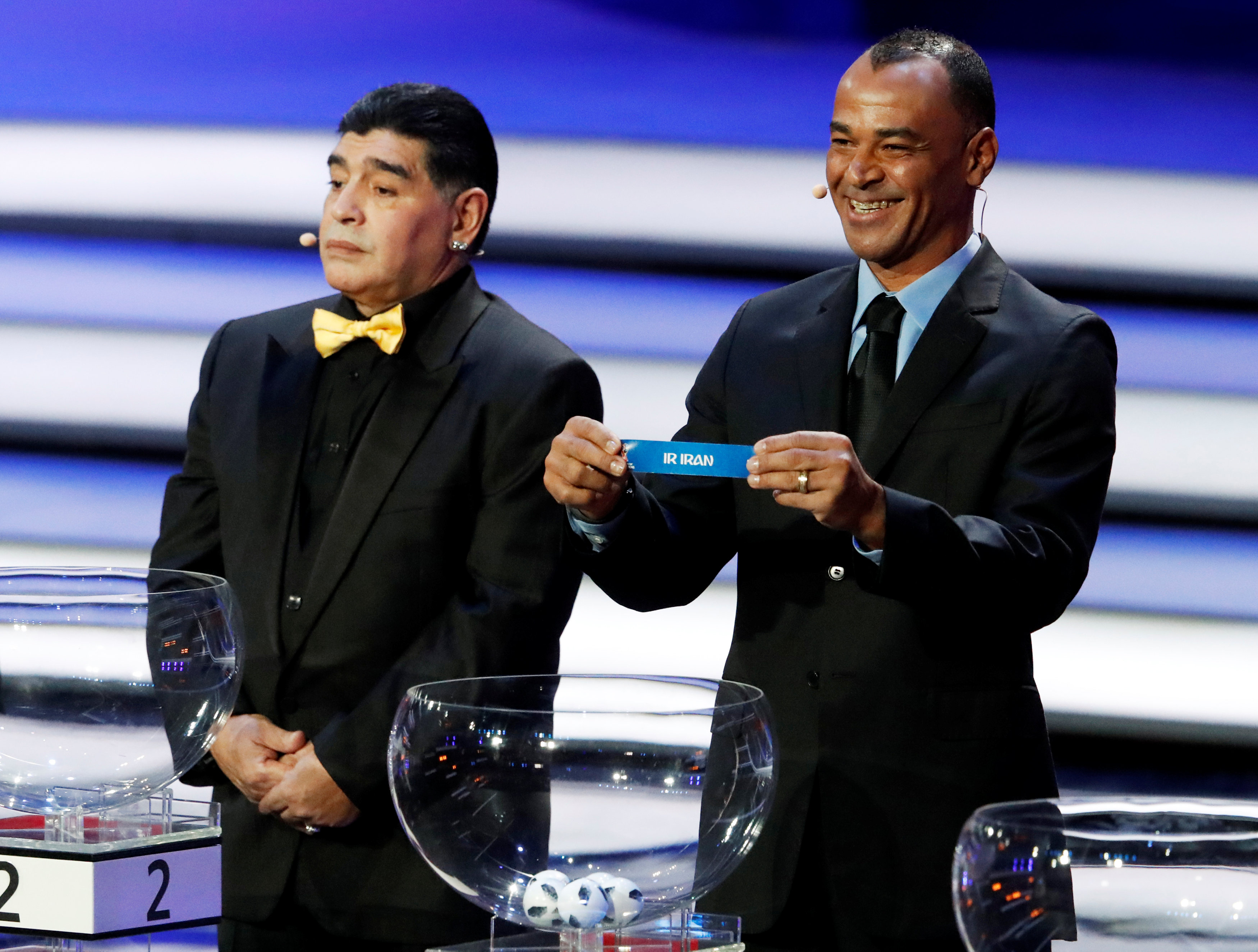 El sorteo se hizo de la Mano del Diez, Diego Armando Maradona.