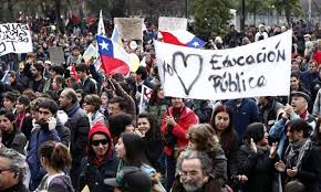 Chilenos demandan reformas sociales que son ignoradas por el Gobierno