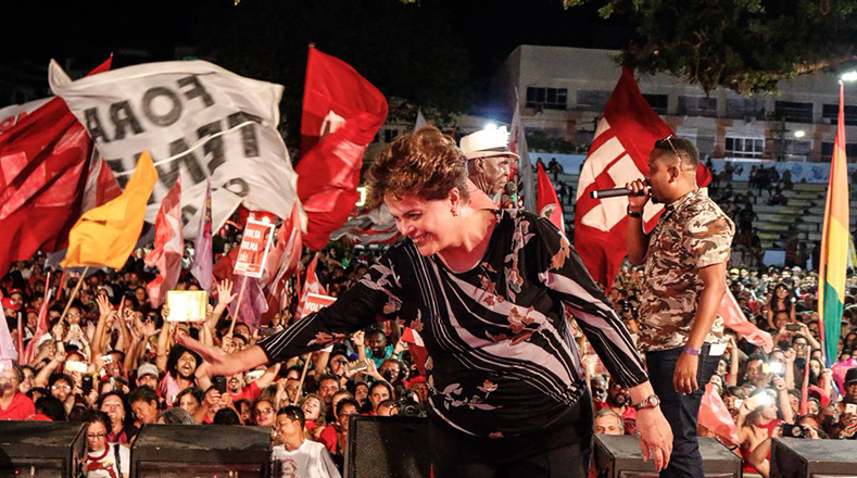 Dilma Rousseff también acompañó al líder del Partido de los Trabajadores  (PT).