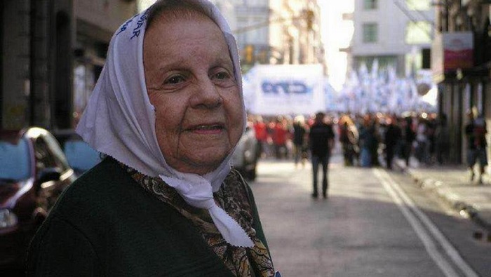 Lapacó fue declarada personalidad destacada de los derechos humanos en el 2012.