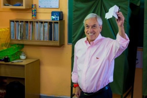 El traspaso de votación no se dio mecánicamente e incluso la votación de Piñera aumentó de forma considerable. 