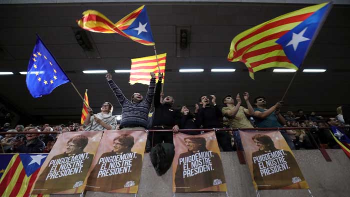 Con el 99,7 por cierto de las mesas escrutadas, el independentismo en Cataluña, conformado por ERC, JuntsxCat y CUP, se impuso en las elecciones.