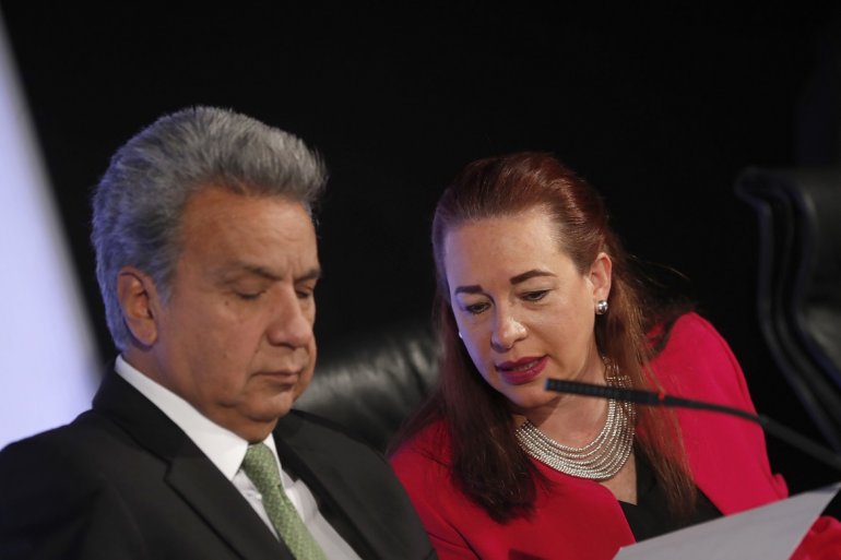 Correa aseguró que la convocatoria de Moreno por decreto a una consulta popular es un 