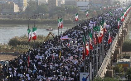 Pueblo iraní en respaldo al Gobierno durante una concentración en la ciudad de Isfahan, el pasado 4 de enero.