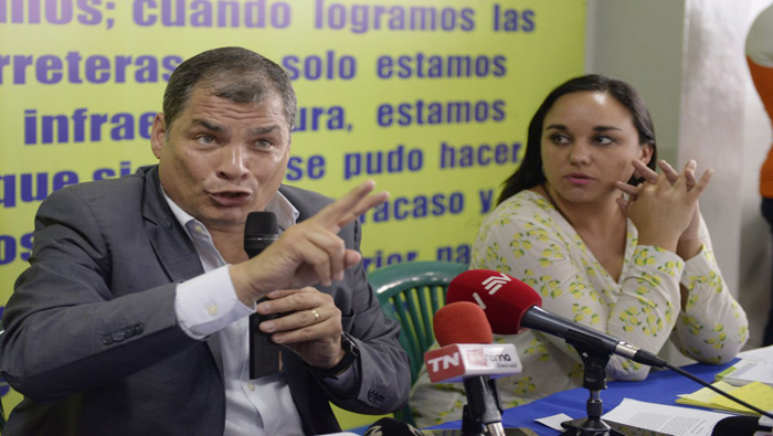 La decisión del expresidente ecuatoriano será respaldada por varios parlamentarios del partido.