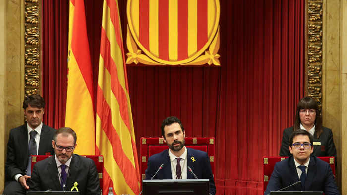 Torrent advirtió que en el Paralamento catalán 
