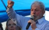 Lula ya se encuentra en Porto Alegre y fue recibido por una multitud.