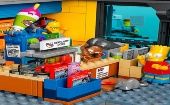 LEGO comenzó desde una idea de un carpintero que creaba juguetes de madera.