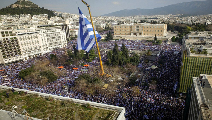 El Gobierno de Grecia expresó recientemente que considera pactar un acuerdo que acabará con la disputa que lleva más de 20 años.