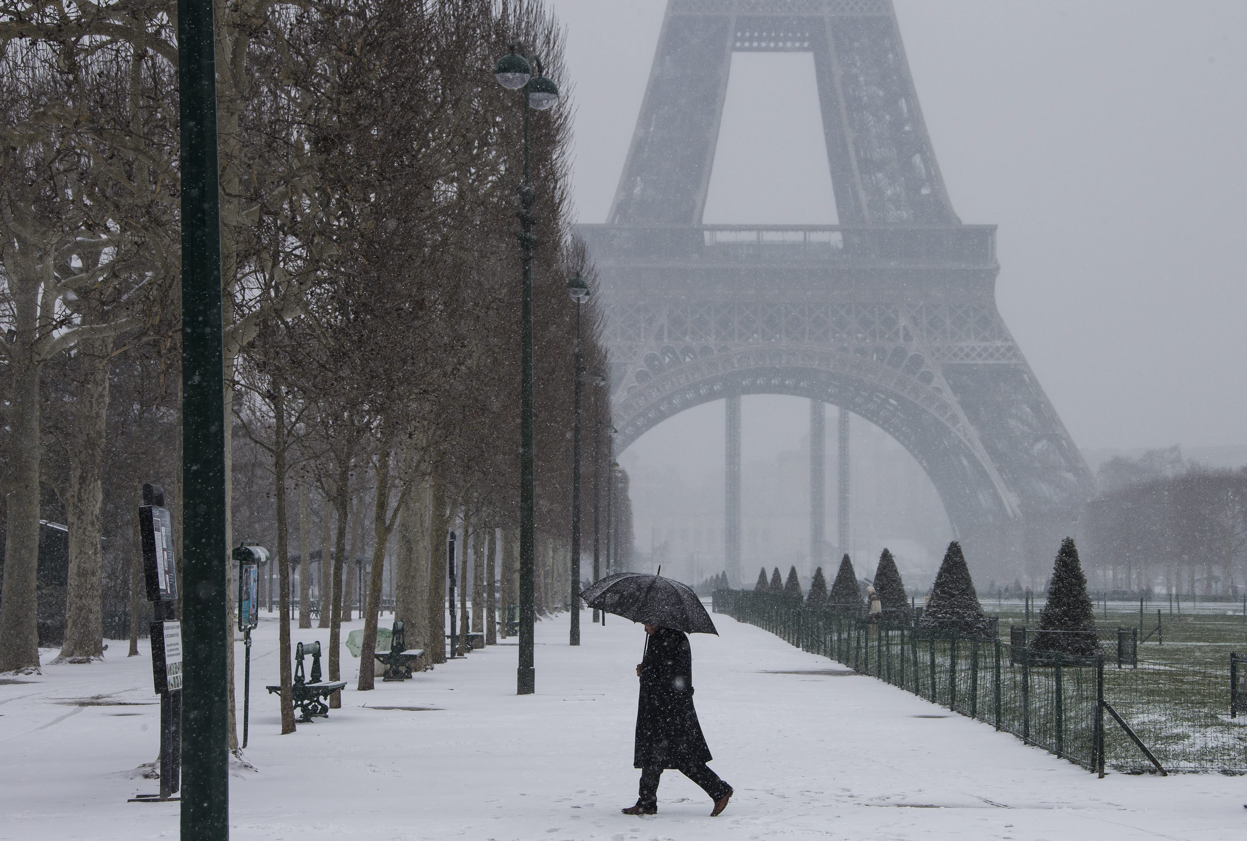 La nevada de este 2018 en París es la mayor en 30 años.