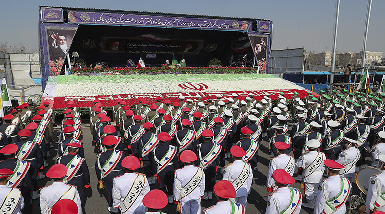 En la conmemoración de este 11 de febrero, el presidente Hasán Rouhaní resaltó que la marcha en apoyo a la Revolución pone de relieve la firmeza y la grandeza del pueblo persa.