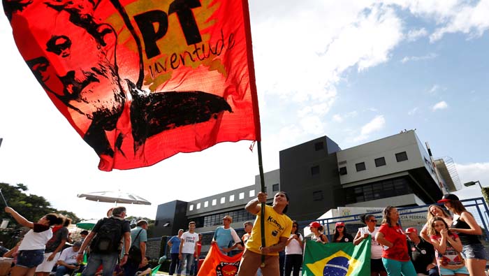 En varios rincones del país amazónico se ha plasmado el apoyo a Lula.