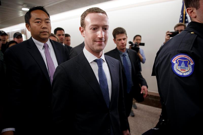 Mark Zuckerberg fundó la red social Fcebook en el 2004.
