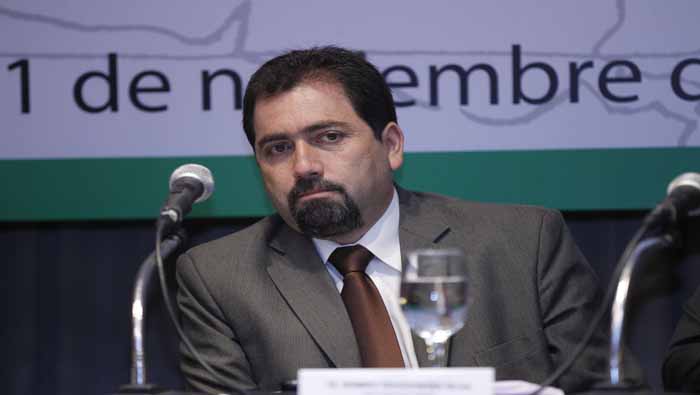 Ramiro Rivadeneira declinó presentar un informe de gestión.