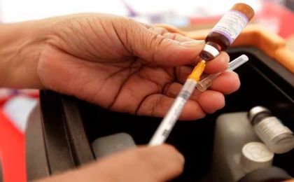 Las empresas privadas de salud en Venezuela colocaron precios de hasta 200 dólares a las vacunas.