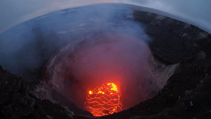 El volcán Kilauea mide 1.247 metros de altura y es uno de los más activos del mundo.