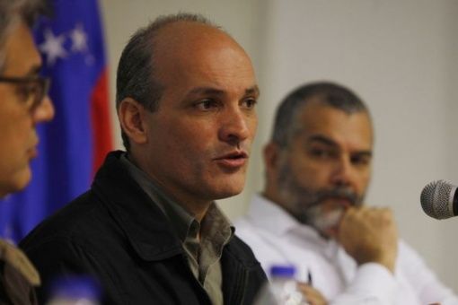 Ricardo Menéndez condenó la agresión del sistema capitalista