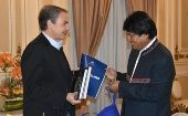 El exmandatario del Gobierno de España llegó el sábado a Bolivia y ya se reunió con el presidente de ese país, Evo Morales.