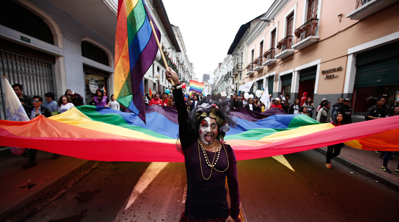 20 años después de que se despenalizara la homosexualidad en Ecuador, colectivos Lgbti celebraron este sábado la diversidad y nuevos retos que aún les falta por alcanzar. 