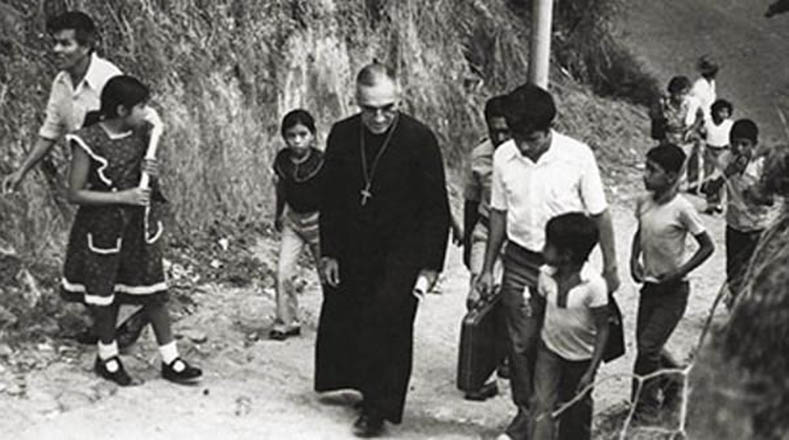 Recordar a monseñor Arnulfo Romero es pensar en su lucha centrada en los derechos de los más desfavorecidos.