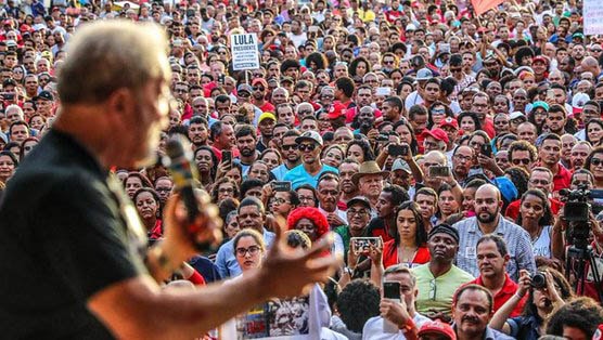 Lula creará una Prueba Nacional para ingreso en la Carrera Docente en la que el Gobierno va a subsidiar a los estados y municipios para que contraten a los educadores.