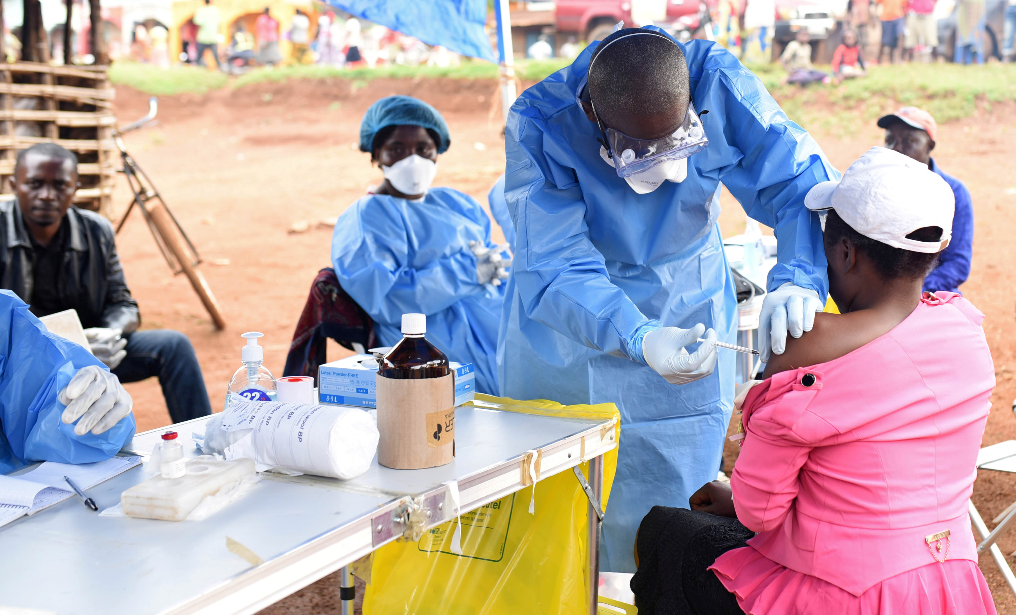 La Organización Mundial de la Salud (OMS) confirmó que el ébola continúa su propagación con 