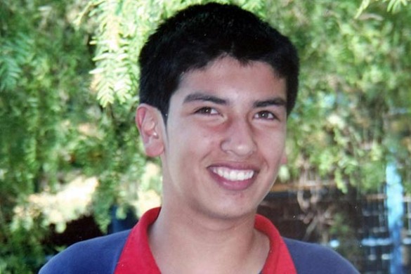 Manuel tenía 16 años cuando una bala de Carabineros le quitó la vida en el marco de las movilizaciones estudiantiles más grandes del país.