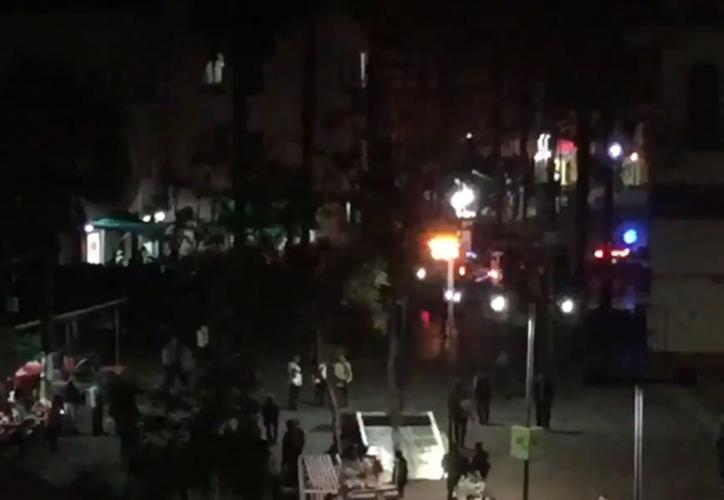 La policía mexicana cerco el área del atentado para iniciar las investigaciones
