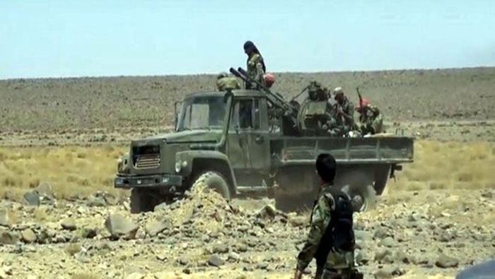 Fuerzas sirias liberando territorio en donde radicaban el grupo terrorista Daesh.