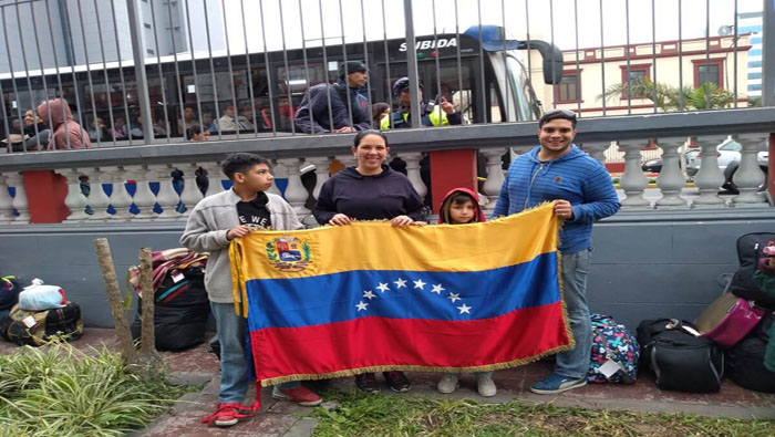 Hasta el momento, han vuelto unos 463 venezolanos desde Perú y en este quinto viaje, hay unas siete mujeres embarazadas y 28 niños.