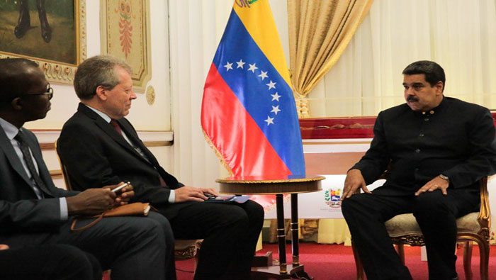 El presidente Maduro conversó con representantes de la ONU sobre los proyectos de desarrollo conjunto en educación, salud y alimentación, entre otros.