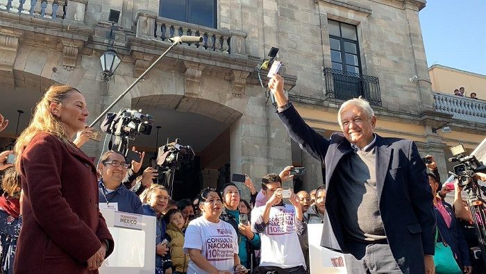 Tras votar este sábado López Obrador expresó 