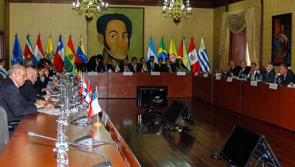 Cancilleres suramericanos participan en la Conferencia Nacional por la Paz (Foto: AVN)