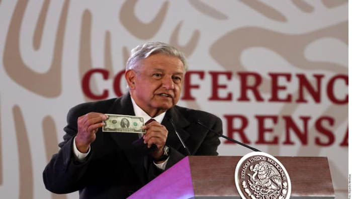 Según la declaración patrimonial, el presidente López Obrador percibe un salario 40 por ciento menor al que cobraba Enrique Peña Nieto.