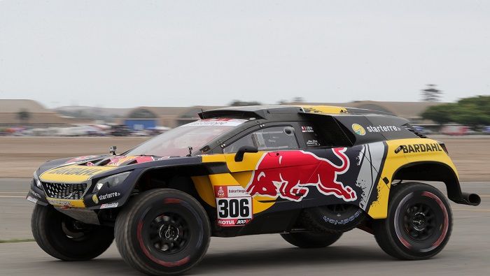 El marcador de Sébastien Loeb relegó al español Nani Roma a la segunda posición del Rally Dakar 2019.