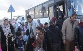 Desplazados sirios regresan a sus lugares de residencias tras la apertura del cruce fronterizo de Nasib entre Siria y Jordania.
