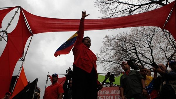 El jefe de Estado venezolano agradeció al presidente de la Asamblea Nacional, Diosdado Cabello, para gestionar la detención del dirigente de la derecha, Leopoldo López (Foto: @tmaniglia)