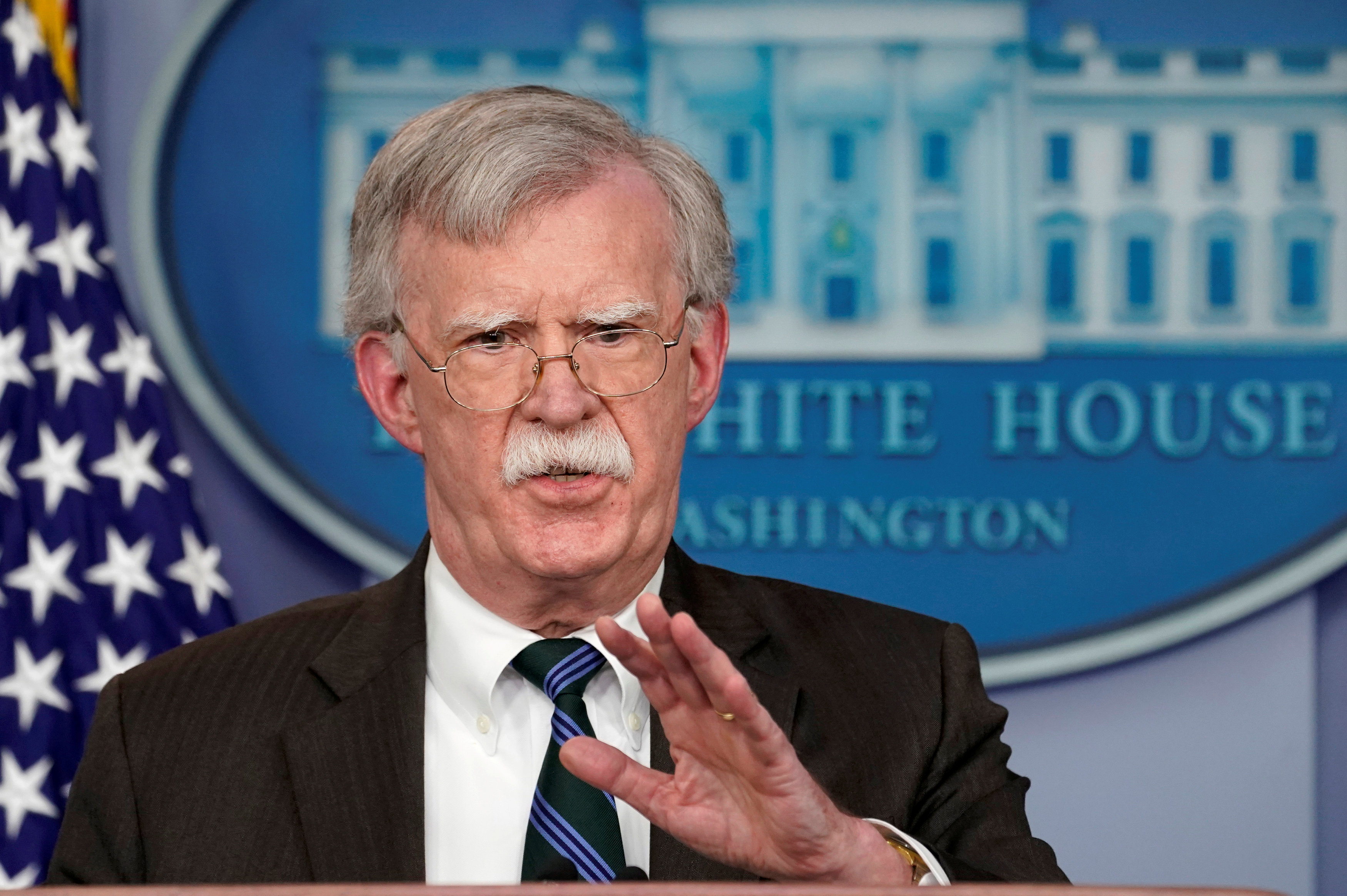 Bolton aseveró que derrocar el Gobierno de Venezuela representa una 