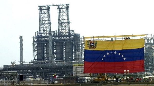 Estados Unidos usa armas financieras contra la independencia econÃ³mica venezolana, segÃºn explica el periodista estadounidense Ben Norton. 