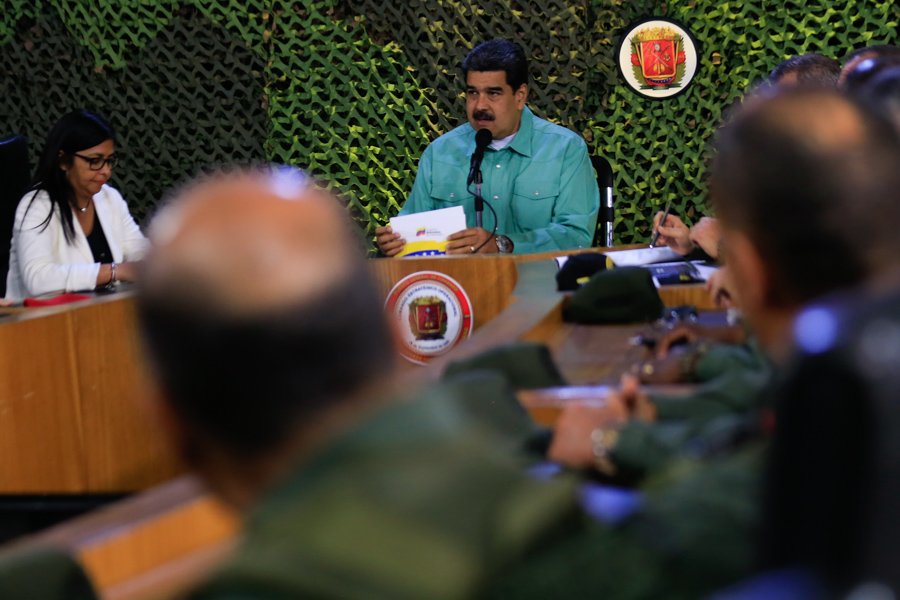 El presidente Maduro felicitó el patriotismo de la Fuerza Armada.