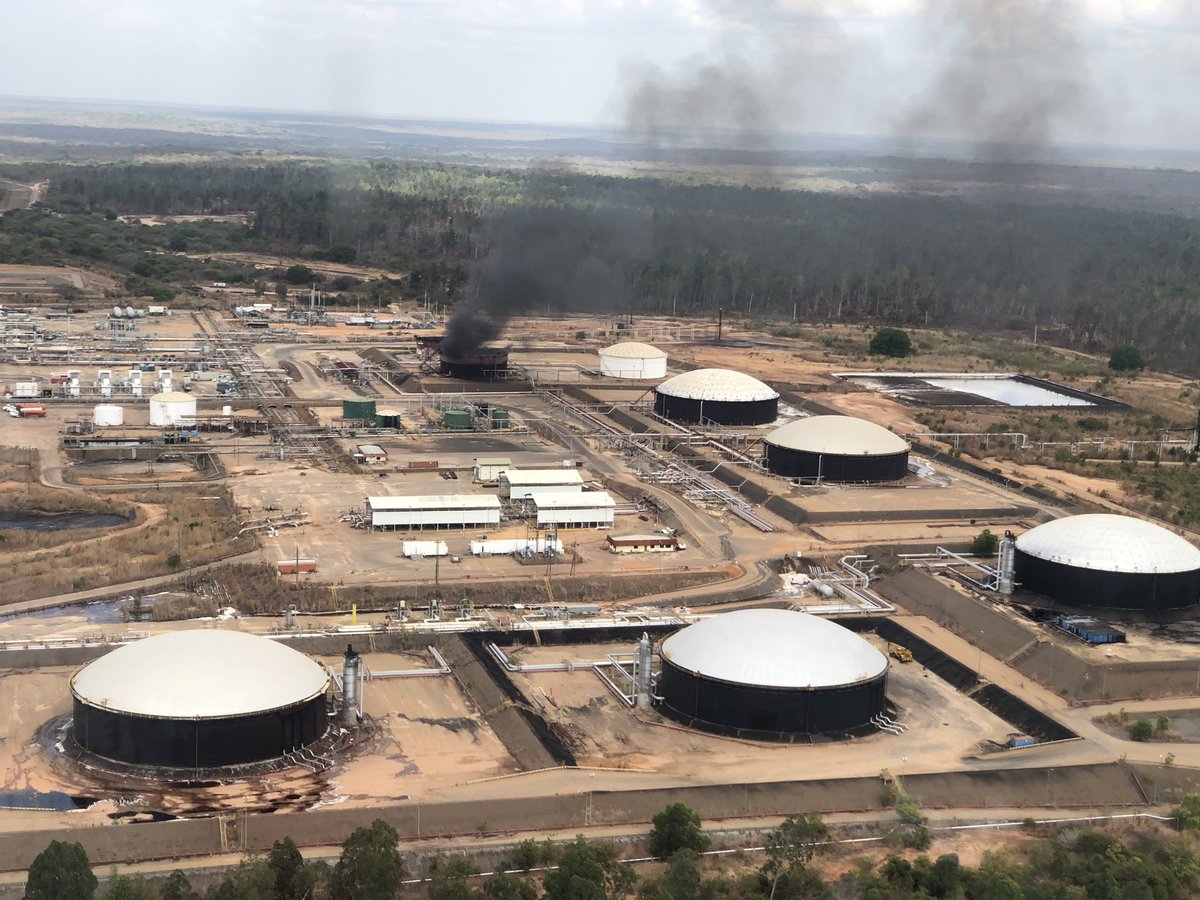 Primeras imágenes del atentado contra la planta petrolera