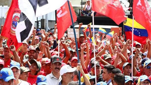 El puebloÂ bolivariano se volcÃ³ este sÃ¡bado a las calles para respaldar al Gobierno revolucionario.