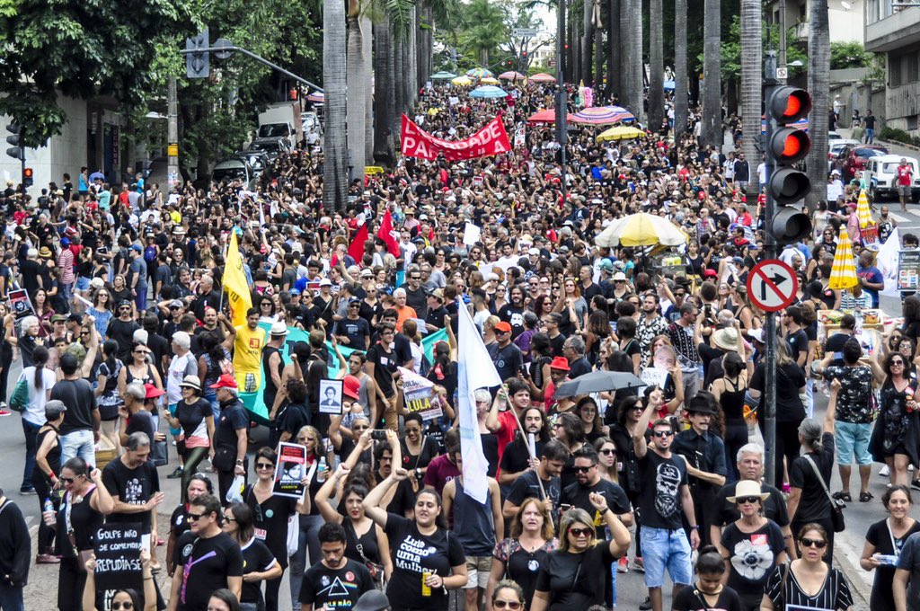 Varias organizaciones sociales y de derechos sociales se manifestarán en sus ciudades en memoria de las víctimas y en rechazo a la conmemoración pro-militar de Bolsonaro. | Foto referencial.