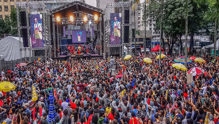 El acto cultural y político en defensa de la democracia, y por la libertad del expresidente, se realizó en la Plaza de la República de la ciudad de Sao Paulo.