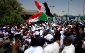 A pesar del llamado a elecciones, las manifestaciones en Sudán no cesan pidiendo la conformación de un gobierno de transición sin la presencia de militares.